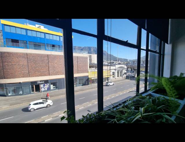 603M² OFFICE FOR SALE IN WOODSTOCK